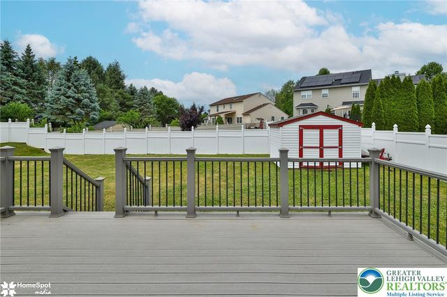 4022 Redwood Drive, Bethlehem Twp, PA 18020