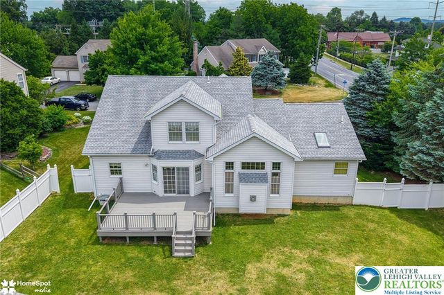4022 Redwood Drive, Bethlehem Twp, PA 18020