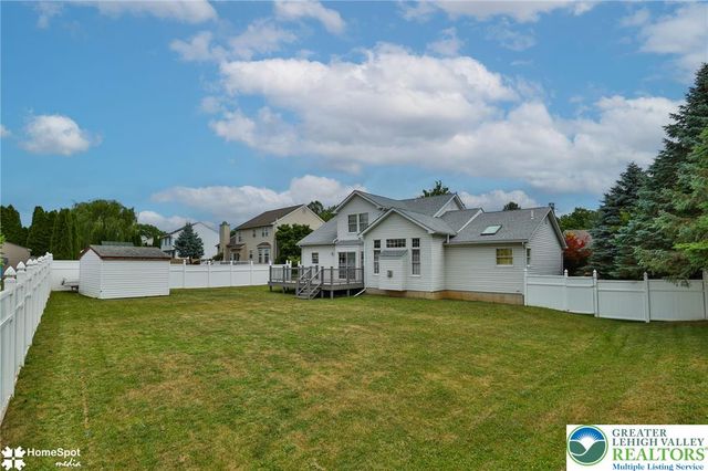 4022 Redwood Drive, Bethlehem Twp, PA 18020