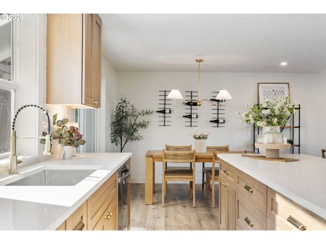 12920 Sw 19TH St, Beaverton, OR 97008