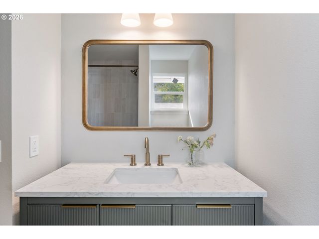 12920 Sw 19TH St, Beaverton, OR 97008