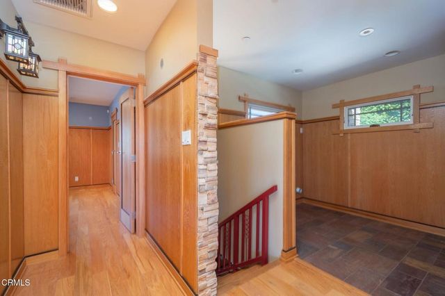 251 Palomares Avenue, Ventura, CA 93003