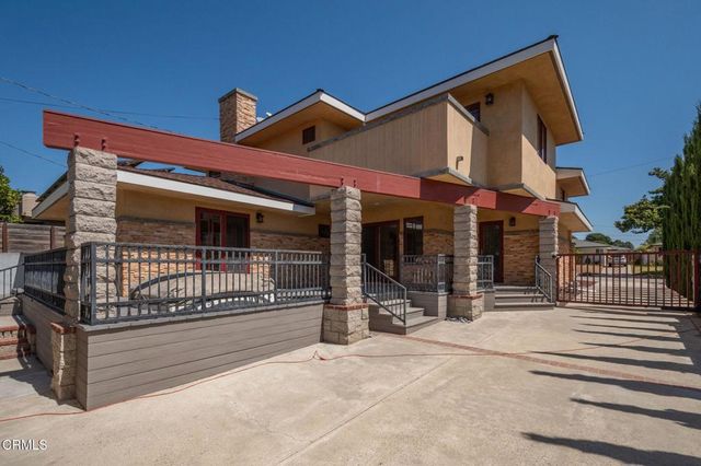 251 Palomares Avenue, Ventura, CA 93003