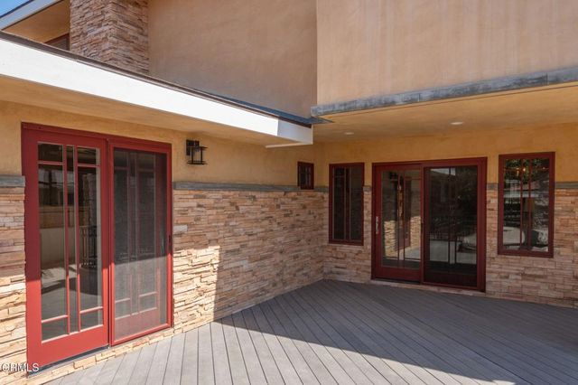 251 Palomares Avenue, Ventura, CA 93003