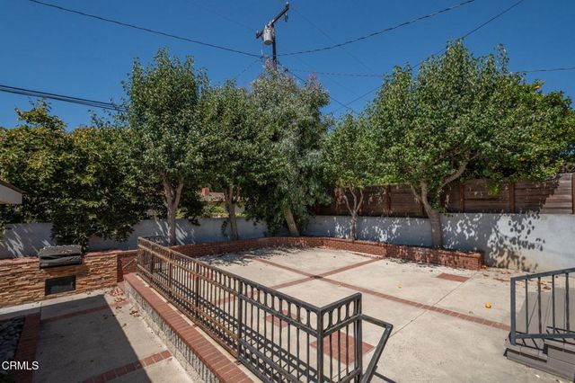 251 Palomares Avenue, Ventura, CA 93003