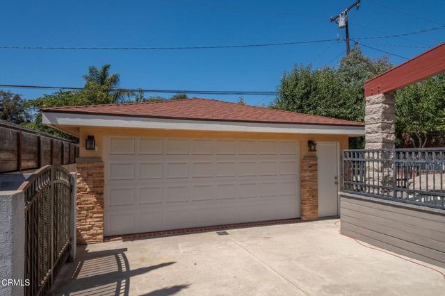 251 Palomares Avenue, Ventura, CA 93003