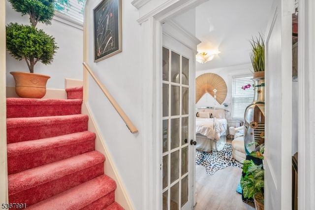 281 S Burnett St, East Orange City, NJ 07018