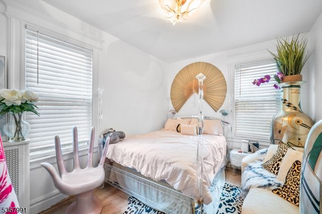 281 S Burnett St, East Orange City, NJ 07018
