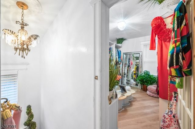 281 S Burnett St, East Orange City, NJ 07018