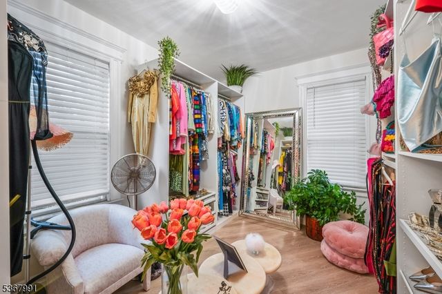 281 S Burnett St, East Orange City, NJ 07018