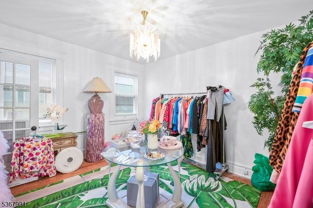 281 S Burnett St, East Orange City, NJ 07018