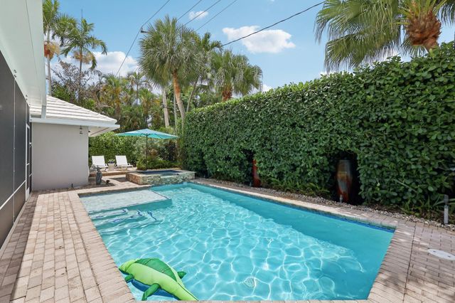 2510 NE 47th St, Fort Lauderdale, FL 33308