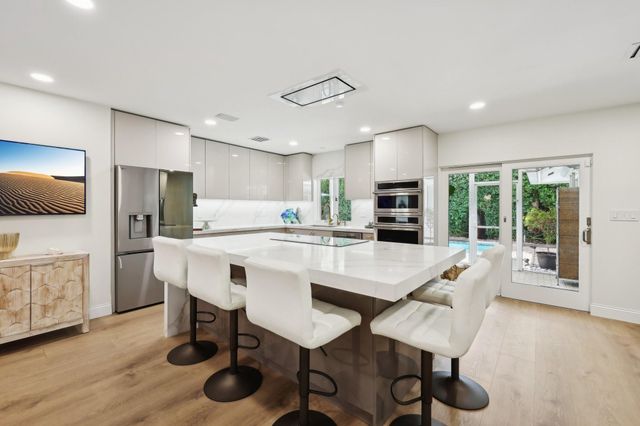 2510 NE 47th St, Fort Lauderdale, FL 33308