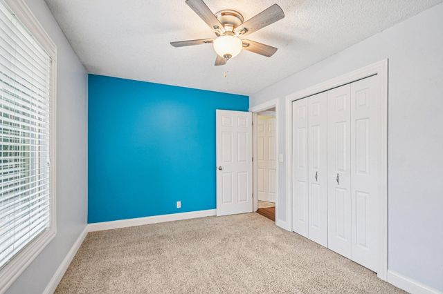 9545 Garrison Way, Eden Prairie, MN 55347