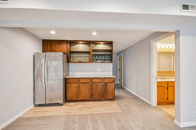 9545 Garrison Way, Eden Prairie, MN 55347