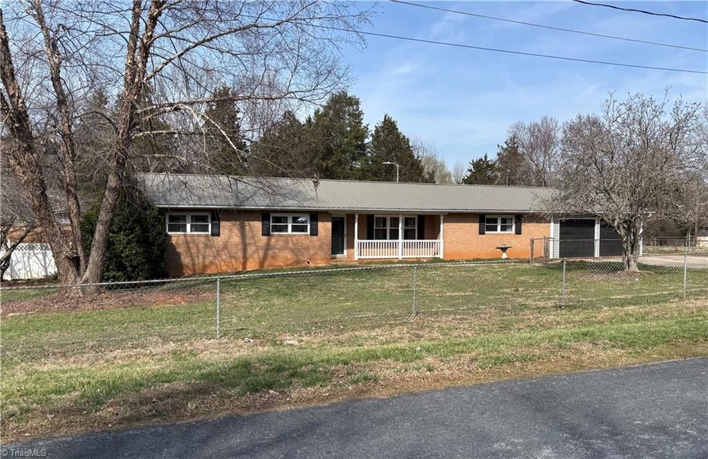 3948 Valley Drive, Sophia, NC 27350