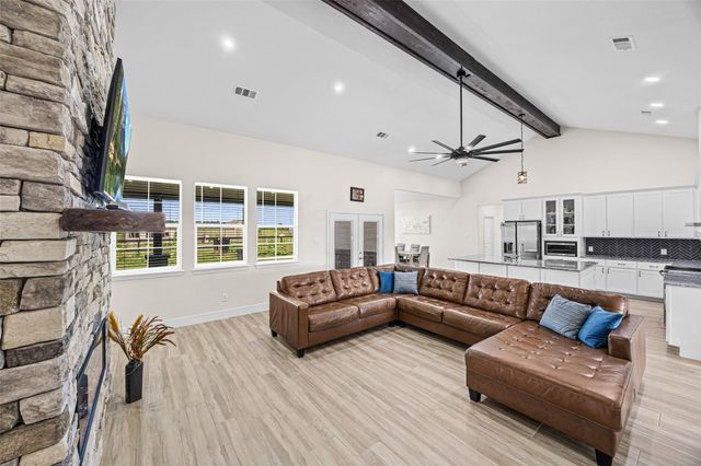 655 County Road 2285, Cleveland, TX 77327