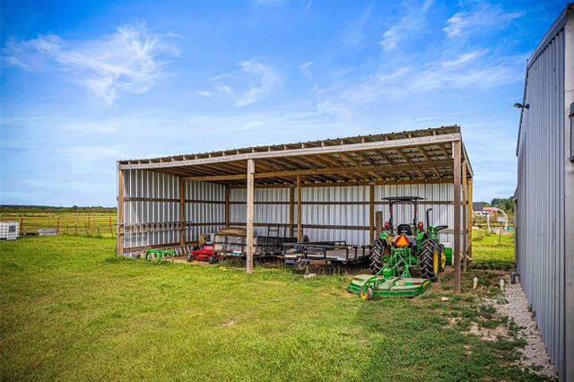 655 County Road 2285, Cleveland, TX 77327