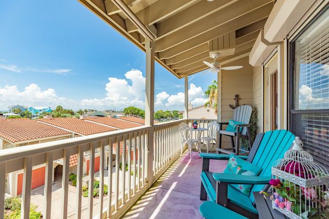 31 Dana Drive, Galveston, TX 77554