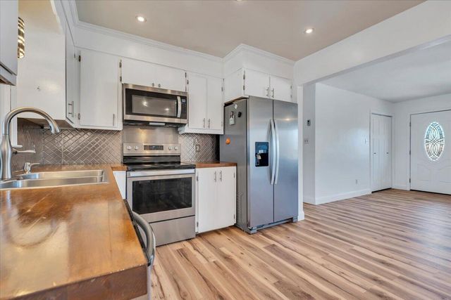 920 Ainsley ST, Martinsville, VA 24112