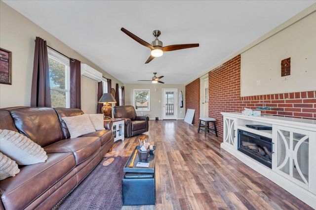 920 Ainsley ST, Martinsville, VA 24112