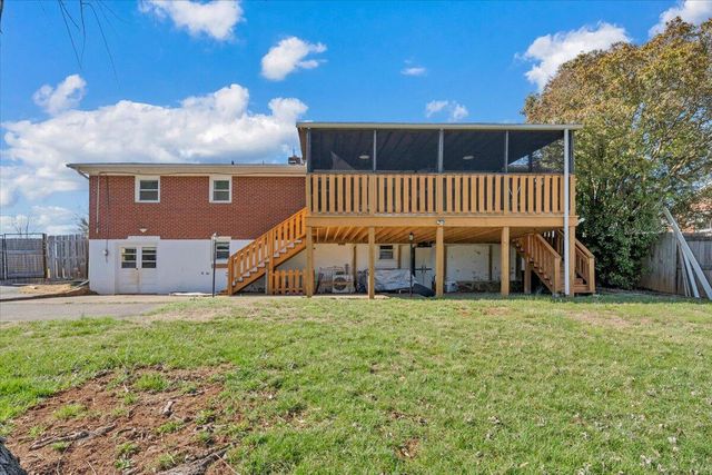 920 Ainsley ST, Martinsville, VA 24112