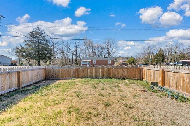 920 Ainsley ST, Martinsville, VA 24112