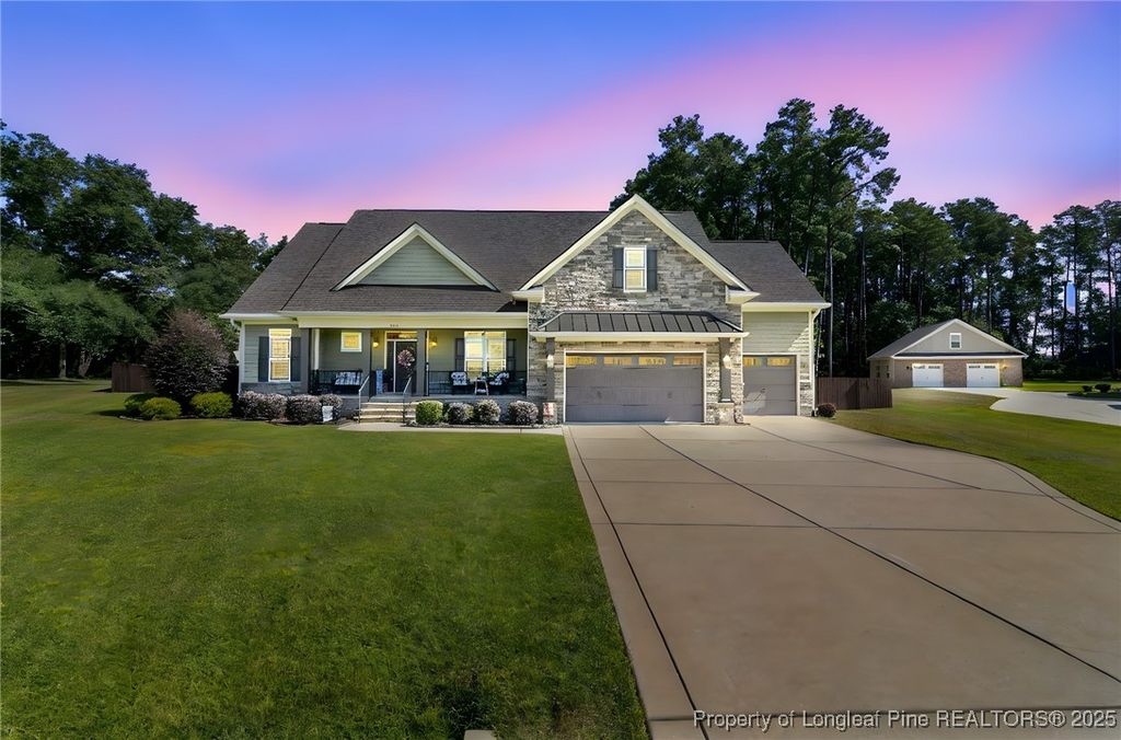 5700 Ione Court, Hope Mills, NC 28348