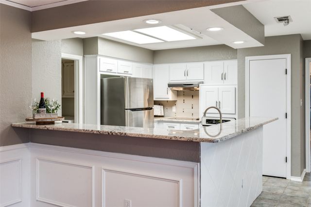 2418 Vista Glen Lane, Carrollton, TX 75007