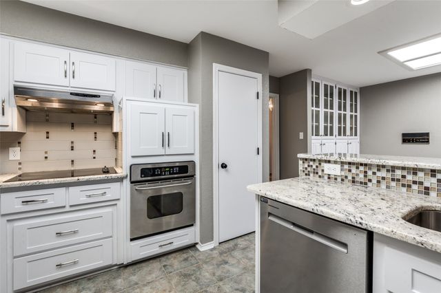 2418 Vista Glen Lane, Carrollton, TX 75007