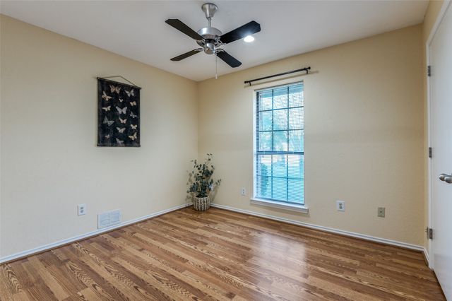 2418 Vista Glen Lane, Carrollton, TX 75007