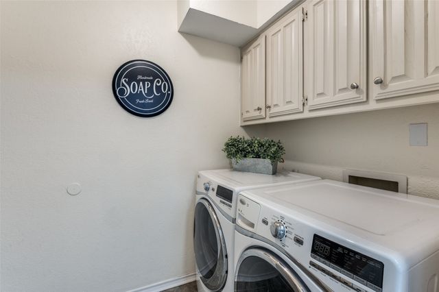 2418 Vista Glen Lane, Carrollton, TX 75007