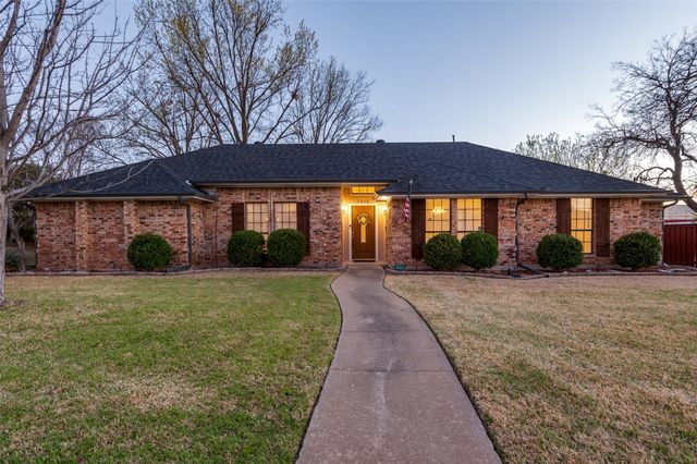 2418 Vista Glen Lane, Carrollton, TX 75007