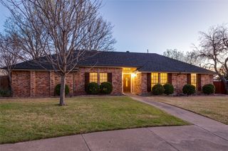 2418 Vista Glen Lane, Carrollton, TX 75007