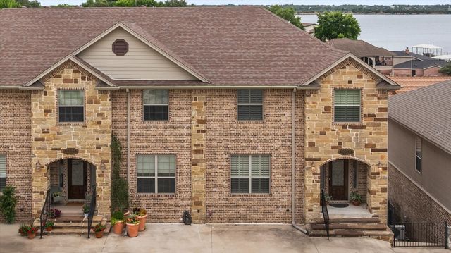 5250 Country Club Drive Q, Granbury, TX 76049