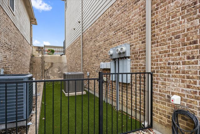 5250 Country Club Drive Q, Granbury, TX 76049