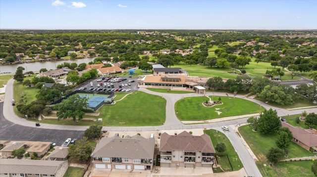 5250 Country Club Drive Q, Granbury, TX 76049