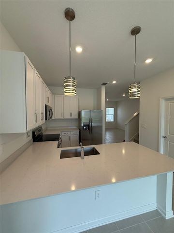 2691 SKYLINE LOOP, Kissimmee, FL 34758