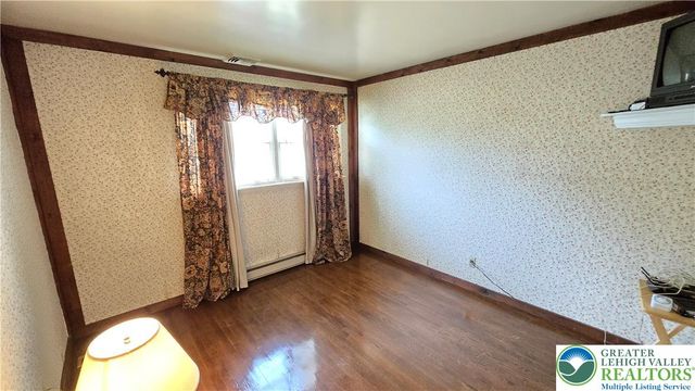 3203 Parkview Drive, Whitehall Twp, PA 18052