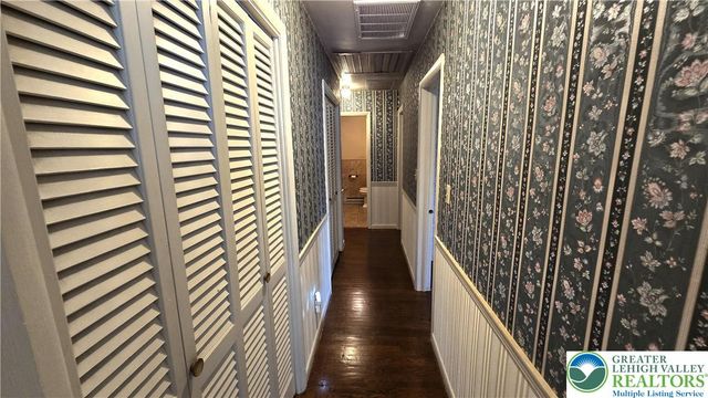 3203 Parkview Drive, Whitehall Twp, PA 18052