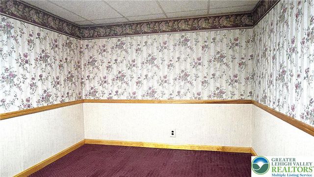 3203 Parkview Drive, Whitehall Twp, PA 18052