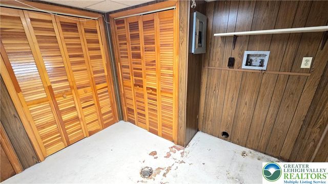 3203 Parkview Drive, Whitehall Twp, PA 18052