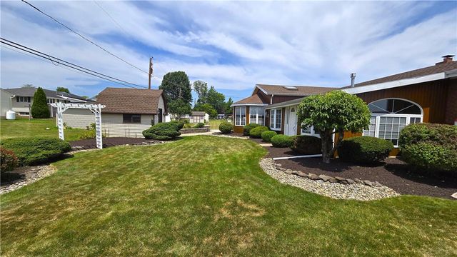 3203 Parkview Drive, Whitehall Twp, PA 18052