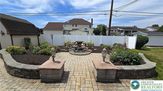 3203 Parkview Drive, Whitehall Twp, PA 18052