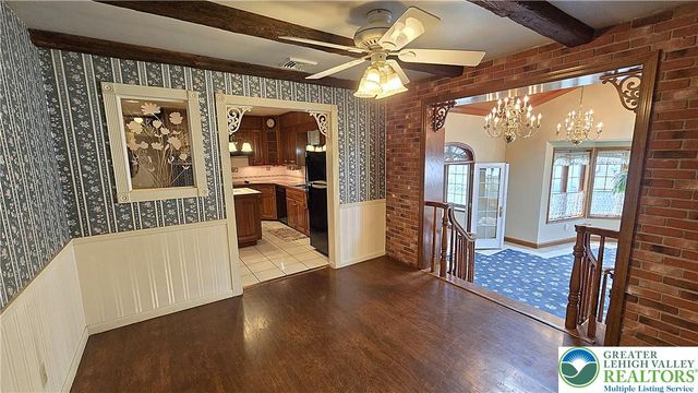 3203 Parkview Drive, Whitehall Twp, PA 18052