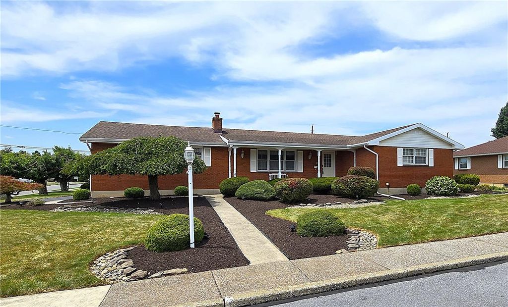 3203 Parkview Drive, Whitehall Twp, PA 18052