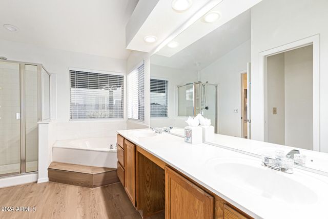 16407 S 44TH Street, Phoenix, AZ 85048