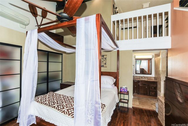 290 Kawaihae Street 209C, Honolulu, HI 96825