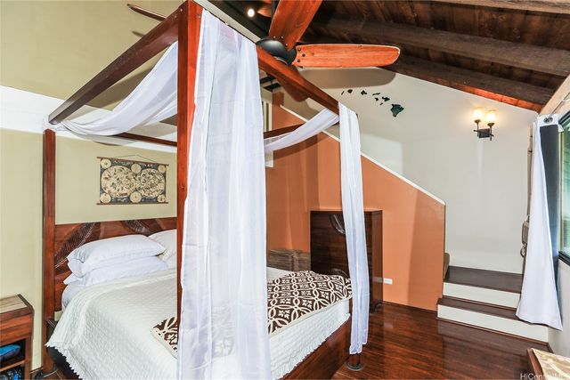 290 Kawaihae Street 209C, Honolulu, HI 96825
