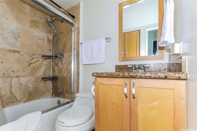 290 Kawaihae Street 209C, Honolulu, HI 96825